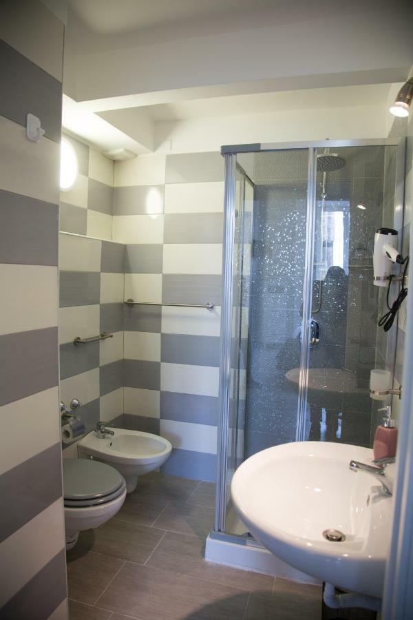 Vesuvius Luxury Suites Napoli Exterior foto