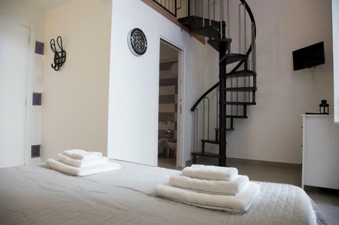 Vesuvius Luxury Suites Napoli Exterior foto