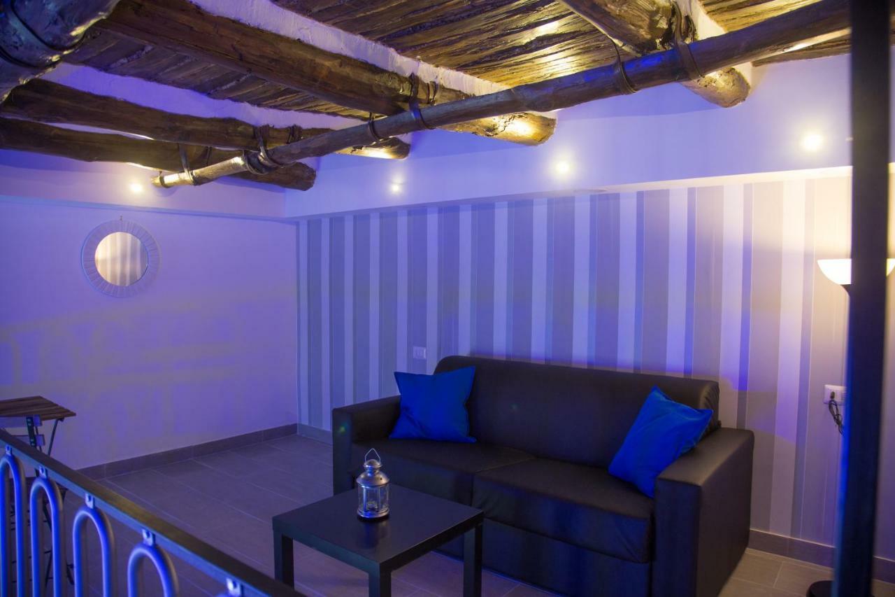 Vesuvius Luxury Suites Napoli Exterior foto