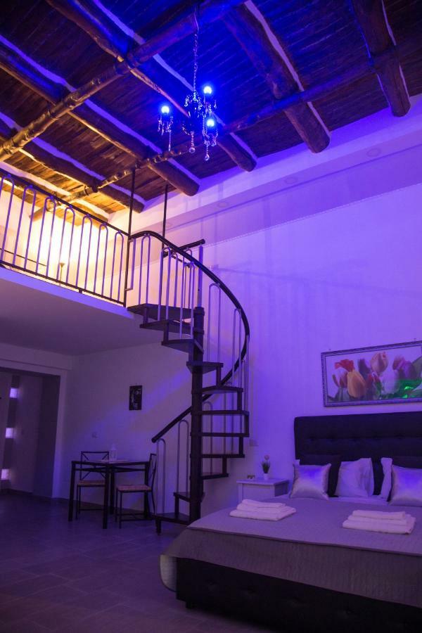 Vesuvius Luxury Suites Napoli Exterior foto