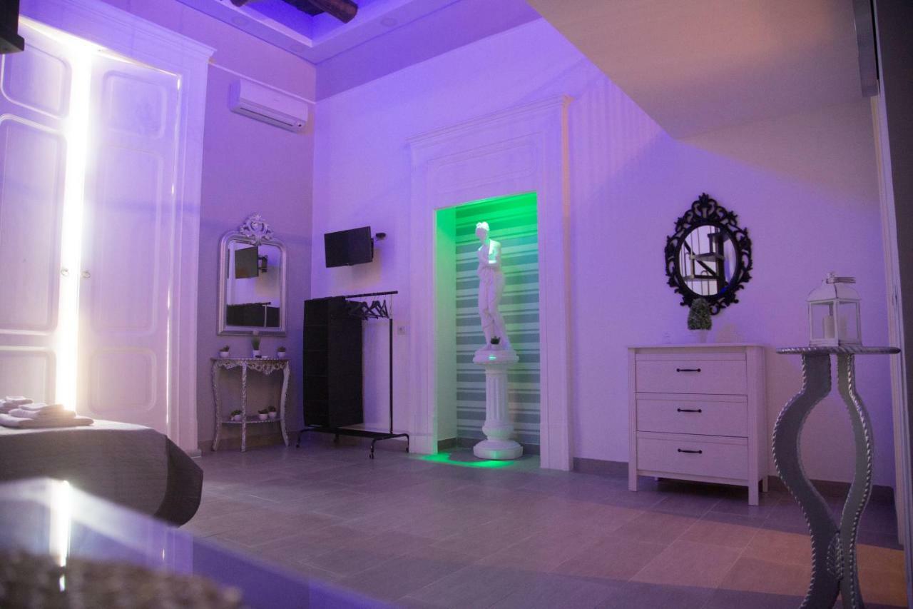 Vesuvius Luxury Suites Napoli Exterior foto